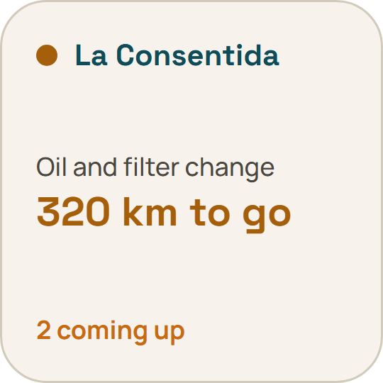Next service widget: 320 km left until the oil change.